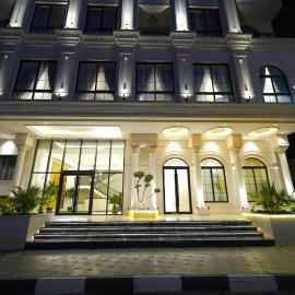 Le Reve Hotel- فرع الكرادة, hotell sihtkohas Bagdad