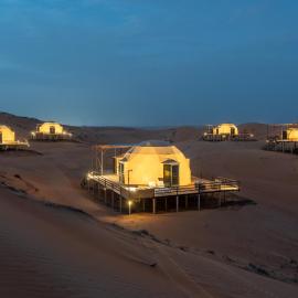 Oman desert private camp,Shāhiq的飯店