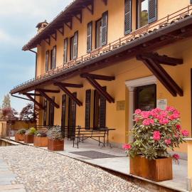 Hotel Colonne, hotel Varesében