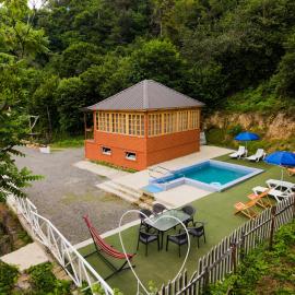 Laguna Villa Cottages, hotel u gradu 'Chinkadzeebi'