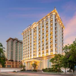 Viesnīca Grand Royal Riverside Hue, Fusion Collection pilsētā Hue