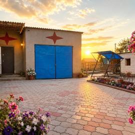 Tunuk guesthouse, hotel v destinácii Tosor