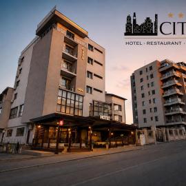 Hotel City, hotel em Tulcea