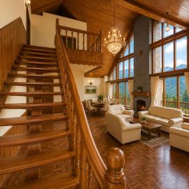 Royal Kalinga Cottage near volvo bus stand, Manali - Best Property of Manali 2025-26