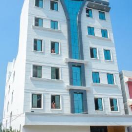 Pondy MGR Residency Starlight Hotels, hotel v mestu Pondicherry