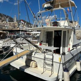 Unique Overnight Stay on the Water at the Port of, khách sạn ở Monte Carlo