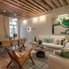 Wonderful Apartments in the Center of Paris, hotel a París
