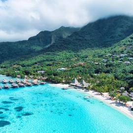 Sofitel Kia Ora Moorea Beach Resort, hotel i Maharepa