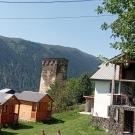 Gugas cottage and guest house in Lakhiri, hotel v destinácii Lakhiri