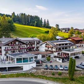Panoramahotel Kühbergalp, hotel i Gunzesried