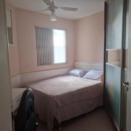 Quarto Privativo em Apartamento Compartilhado Agronômica Florianópolis, хотел в Флорианополис