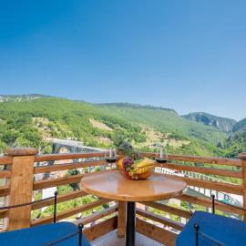 Tara Kanjon Hotel, hotel u gradu 'Ðurđevića Tara'
