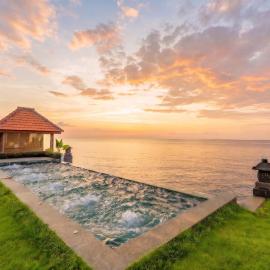 Seaside Oceana Suites by Mahaprana