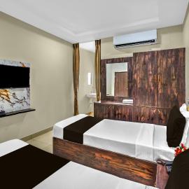 Townhouse Kurnool Bus Terminal Formerly Hotel Lakshmi Pride，卡努爾的飯店