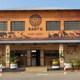 Bantu GuestHouse - Bar & Grill - Outjo, hotel in Outjo
