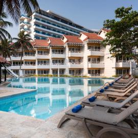 Hotel Las Americas Casa de Playa, hotel en Cartagena de Indias