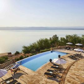 Mövenpick Resort & Spa Dead Sea,索瓦馬的飯店