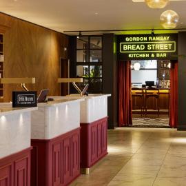 DoubleTree by Hilton Bath, hotel em Bath