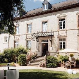 Hotel Château Palacio, hotel di Fauvillers