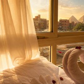Rose pyramids view hotel, хотел в Кайро