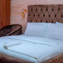 Bliss Hôtel, מלון בMotsouémbé