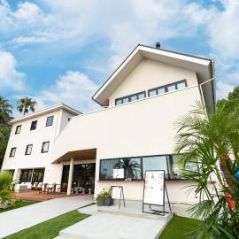 セトノウツツ, hotel en Suo Oshima
