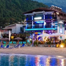 Blue Sea Beach Hotel,斯卡拉伯塔麥斯的飯店