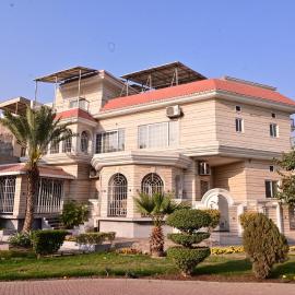 Faisalabad में, होटल The Horizon Villa