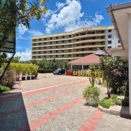 The Sisu Hotel Limited, хотел в Athi River