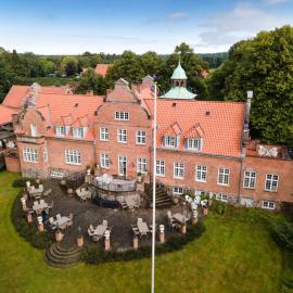 Sauntehus Castle Hotel