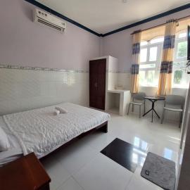 Khách sạn Gia Huân