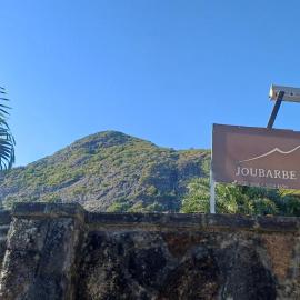 Joubarbe Residence, hotel u gradu Moka