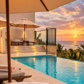 Riviera Tide Hotel and Restaurant, hotel di Bentota
