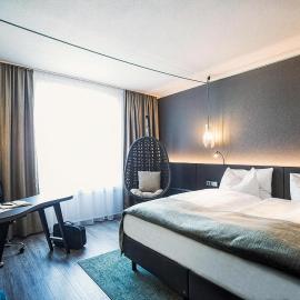 elaya frankfurt oberursel, Trademark Collection