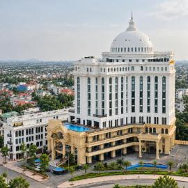 The Dome Grand, хотел в Ninh Lão