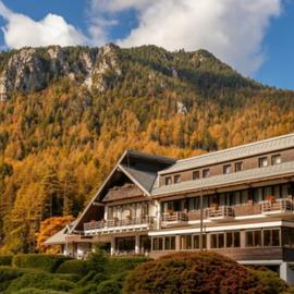 Hotel Kranjska Gora, отель в Краньска-Горе