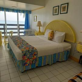 Sunny Beach Inn Resort, hotel em Ocho Rios