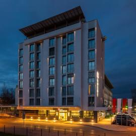M Hotel、リュブリャナのホテル