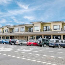 Finns Paekakariki, hotel Paekakarikiben