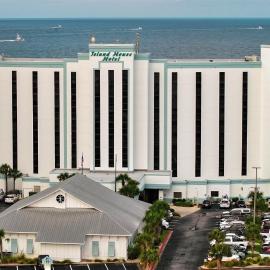 The Island House Hotel a Doubletree by Hilton