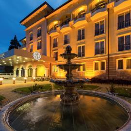 Strimon Garden Medical SPA Hotel，丘斯藤迪爾的飯店