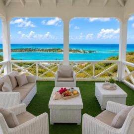 180 Ocean View Villa Casadino 3 Private Bedrooms Sleeps 8 AC Wi-Fi, хотел в Bats Cave