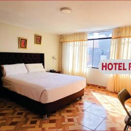 Hotel Palmeras Tacna，位于塔克纳的酒店