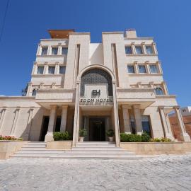 Edom Hotel