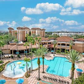 Floridays Orlando Two & Three Bed Rooms Condo Resort, hotel in Orlando