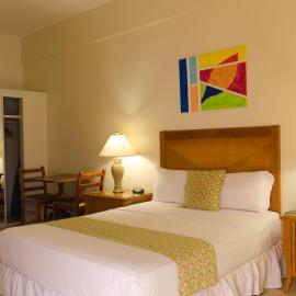 Alicia's Inn, hotel di Philipsburg