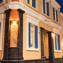 Aphrodite luxury rooms, hotel in Mytilini