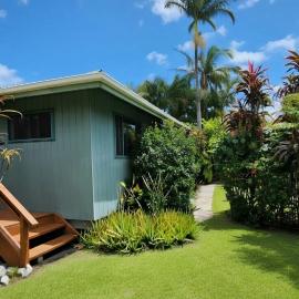 Aroa Kainga Bungalows and Apartment, hotel in Rarotonga