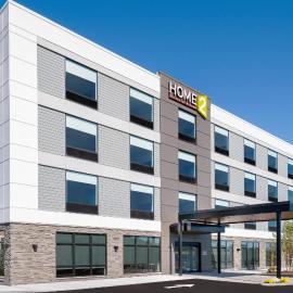 Home2 Suites By Hilton Danvers, hotel em Danvers