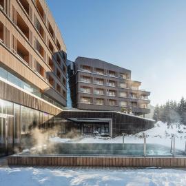 Falkensteiner Hotel Schladming l 4 Star Superior,位于斯拉德明的酒店